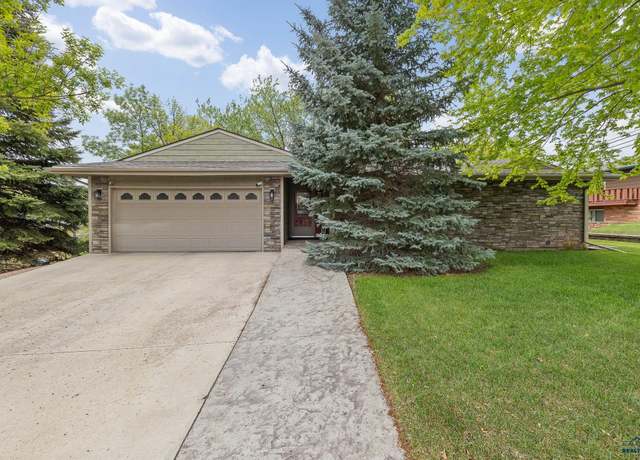 Property at 2928 Falls Dr, Rapid City, SD 57702, 5 beds, 3.5 baths