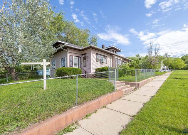 Property at 231 Quincy St, Rapid City, SD 57701, 4 beds, 2 baths