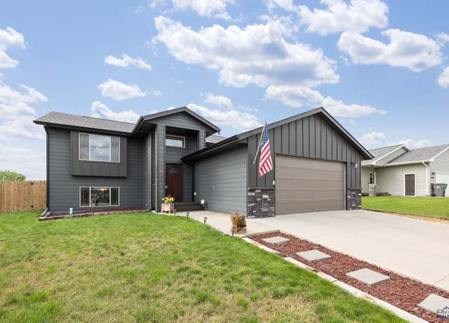 Property at 6575 Astoria Ln, Summerset, SD 57718, 4 beds, 3 baths