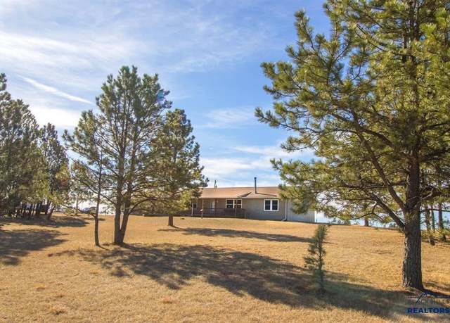 Property at 11981 Mountain Lion Ln, Hot Springs, SD 57747, 3 beds, 3 baths