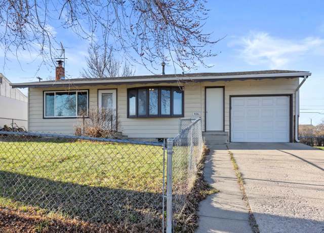 Property at 406 E Waterloo St, Rapid City, SD 57701, 3 beds, 2 baths
