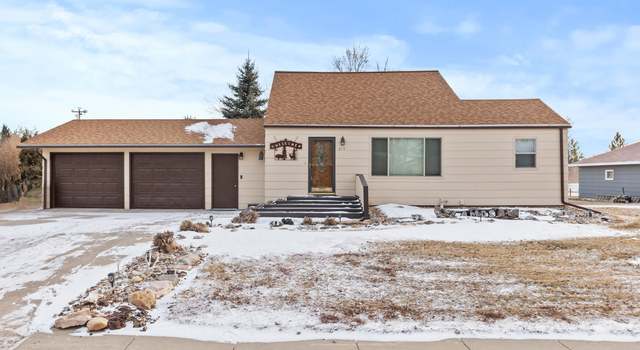 Photo of 215 W 5th Ave, Wall, SD 57790