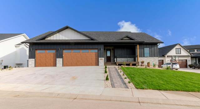 Photo of 830 W Minnesota St, Rapid City, SD 57701