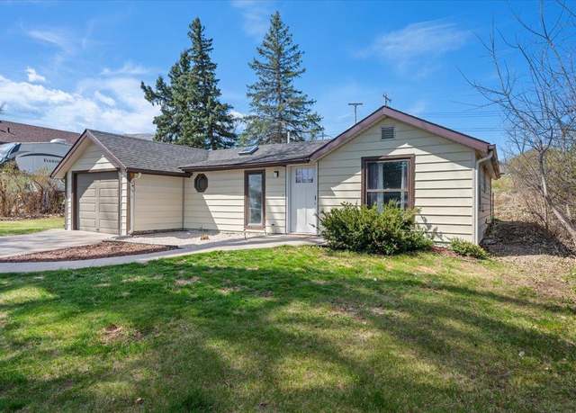 Property at 1547 3rd St, Sturgis, SD 57785, 2 beds, 1 bath
