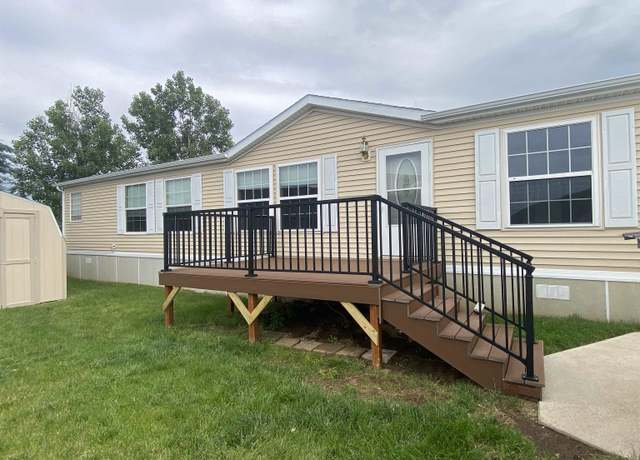 Property at 1216 Foothills Dr, Spearfish, SD 57783, 3 beds, 2 baths