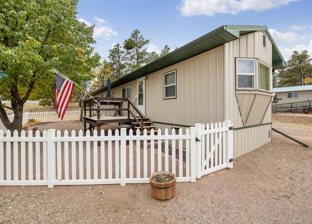 Property at 12774 US Hwy 18 Byp, Hot Springs, SD 57747, 2 beds, 1 bath