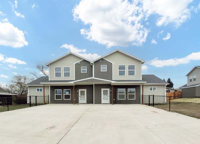 Property at 724 E Madison St, Rapid City, SD 57701, 3 beds, 2 baths