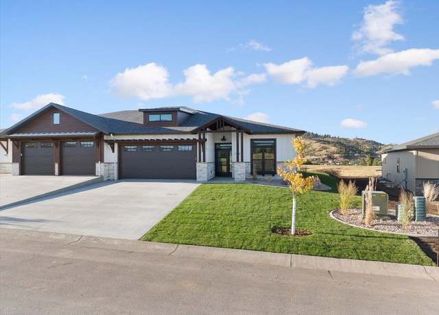 Property at 1936 Pronghorn Rd, Spearfish, SD 57783, 3 beds, 2.5 baths