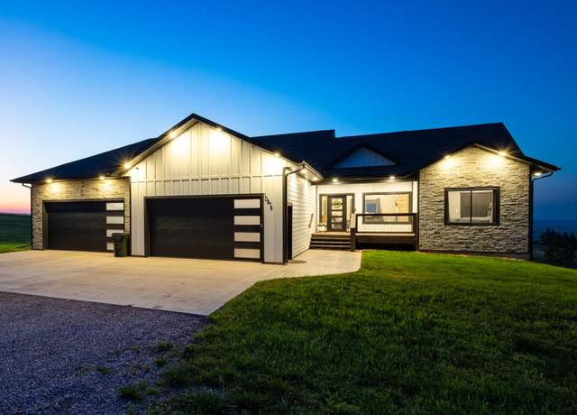 Property at 10578 Cedar Berry Ct, Spearfish, SD 57783, 6 beds, 3 baths