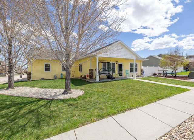 Property at 971 Northridge Dr, Rapid City, SD 57701, 3 beds, 2 baths