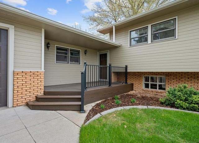 Property at 826 N 8th St, Spearfish, SD 57783, 4 beds, 2.5 baths