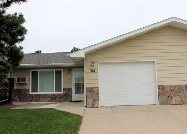 Property at 105 Rodeo Ct, Custer, SD 57730, 2 beds, 2 baths