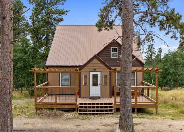 Property at 11021 Whitetail Trl, Lead, SD 57754, 5 beds, 3 baths
