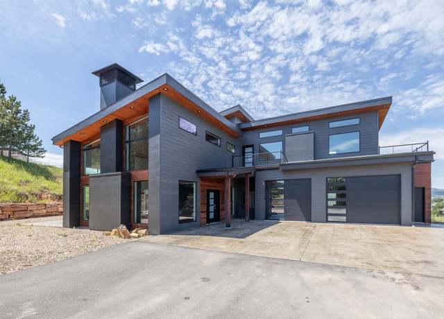 Property at 2311 Gunslinger Ct, Spearfish, SD 57783, 4 beds, 3.5 baths