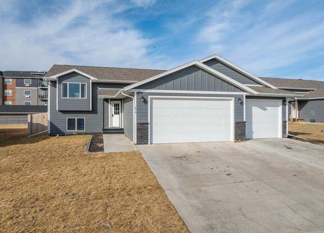 Property at 615 Abraham Ct, Rapid City, SD 57703, 5 beds, 3 baths