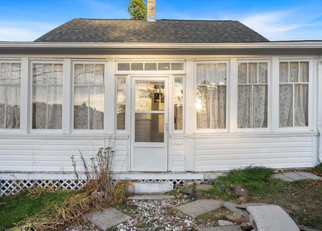 Property at 710 Sawyer St, Lead, SD 57754, 3 beds, 1 bath