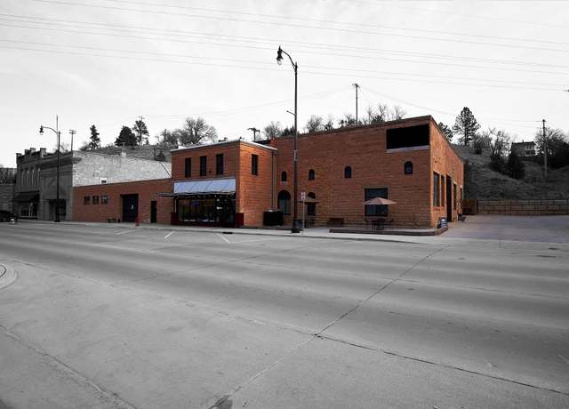 Property at 401 N River St, Hot Springs, SD 57747, 2 beds, 1.5 baths