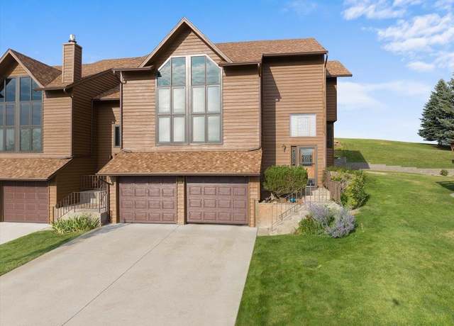 Property at 330 Fairway Dr, Spearfish, SD 57783, 4 beds, 3.5 baths