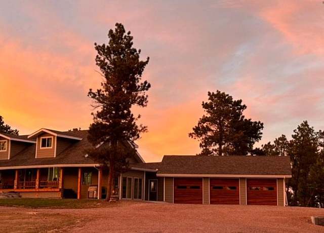 Property at 300 Pine Ridge Rd, Moorcroft, WY 82721, 5 beds, 4 baths
