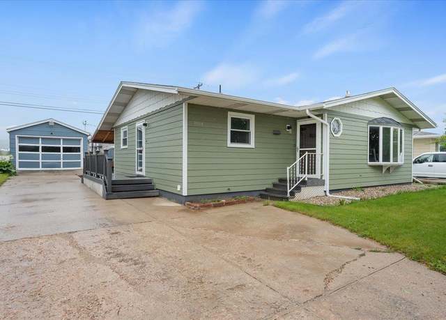 Property at 1934 Arizona Ave, Sturgis, SD 57785, 4 beds, 2 baths