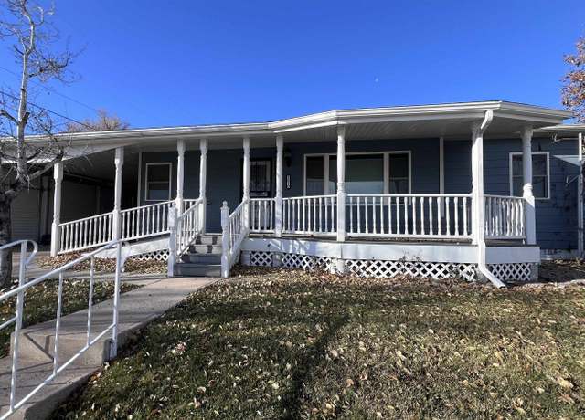 Property at 1810 13th Ave, Belle Fourche, SD 57717, 8 beds, 2.5 baths