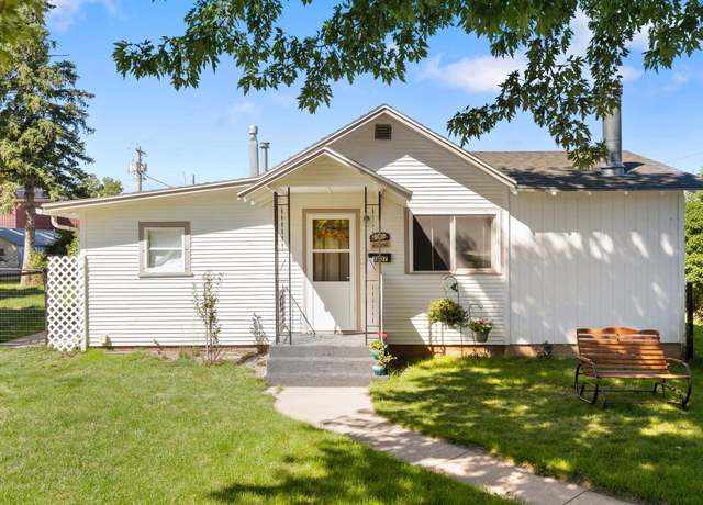 Property at 1807 Davenport St, Sturgis, SD 57785, 2 beds, 1 bath