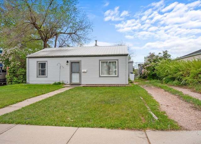 Property at 37 St. Andrew St, Rapid City, SD 57701, 2 beds, 1 bath
