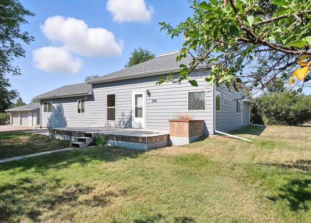 Property at 346 N 22nd St, Hot Springs, SD 57747, 3 beds, 1 bath