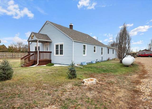 Property at 209 2nd St, Nisland, SD 57762, 4 beds, 1.5 baths