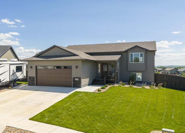Property at 3488 Enfield Loop Rd, Rapid City, SD 57703, 4 beds, 3 baths