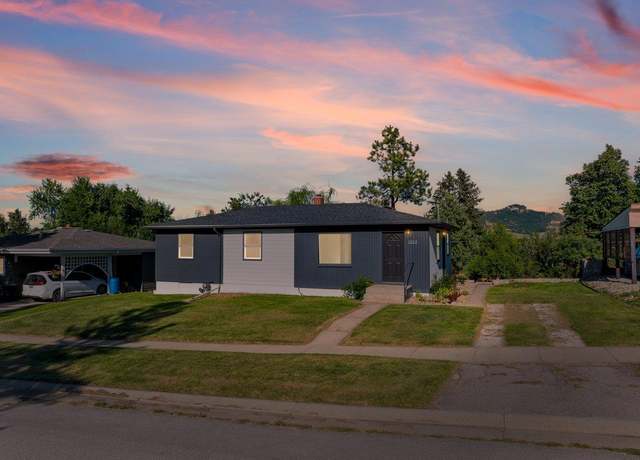 Property at 1014 Spartan Dr, Spearfish, SD 57783, 5 beds, 1.5 baths