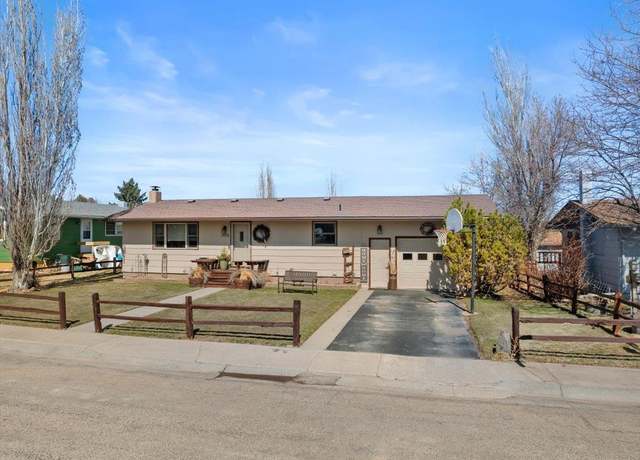 Property at 1403 Whitetail Dr, Sturgis, SD 57785, 4 beds, 2 baths