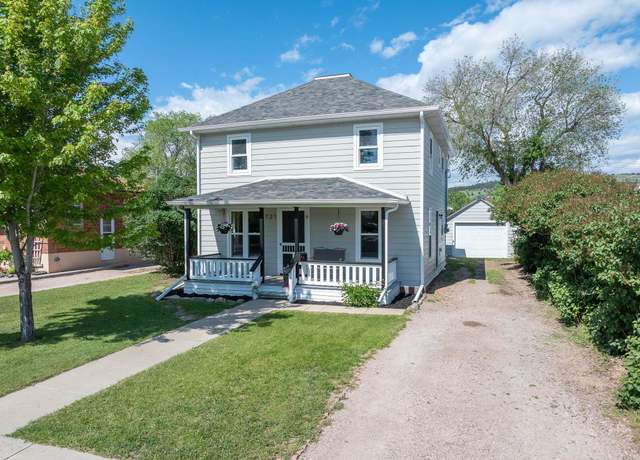 Property at 721 Dilger Ave, Rapid City, SD 57701, 3 beds, 1.5 baths
