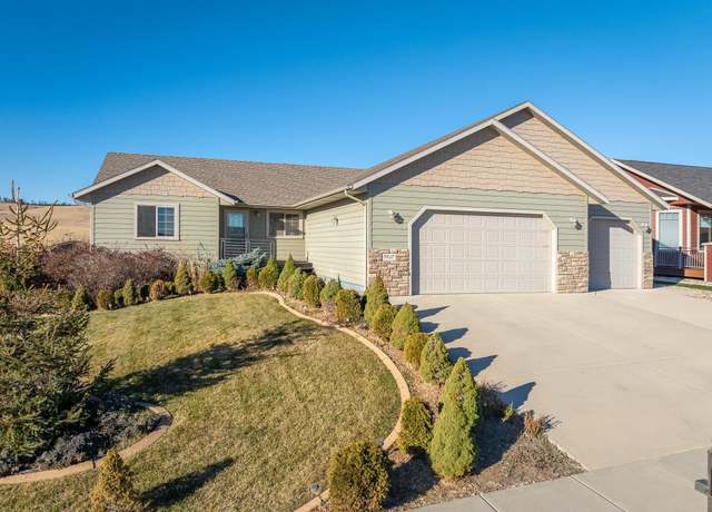 Property at 5017 Misty Woods Ln, Rapid City, SD 57701, 5 beds, 3 baths
