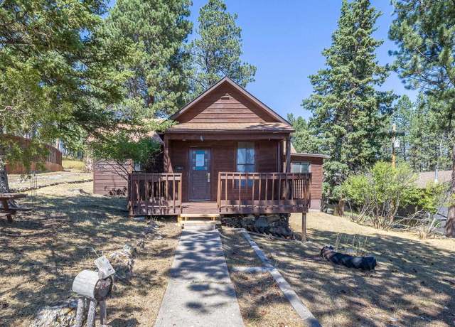 Property at 417 Montgomery St, Custer, SD 57730, 3 beds, 2 baths