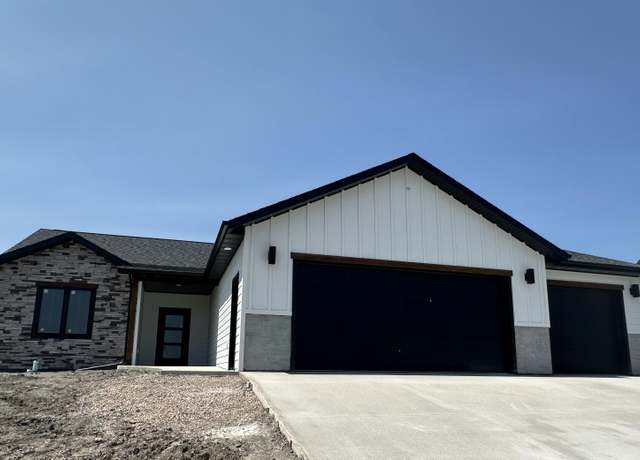 Property at 3333 Ping Dr, Rapid City, SD 57701, 3 beds, 2 baths