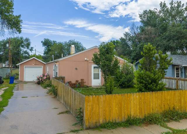 Property at 228 E St. Anne St, Rapid City, SD 57701, 2 beds, 1 bath