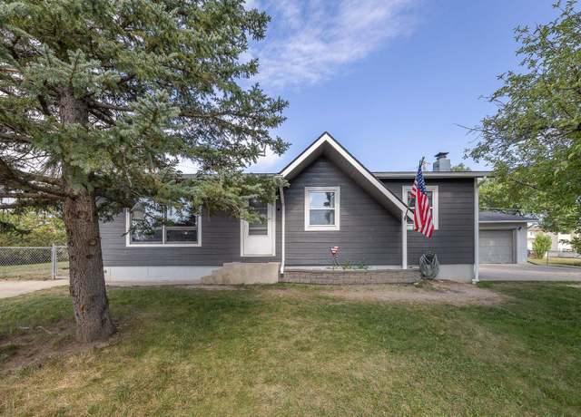 Property at 1611 Brentwood St, Rapid City, SD 57701, 4 beds, 2 baths