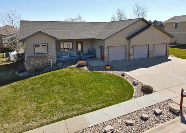 Property at 510 Wildwood Dr, Spearfish, SD 57783, 3 beds, 2 baths