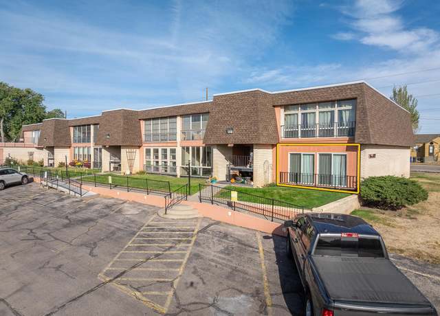 Property at 234 E Philadelphia St, Rapid City, SD 57701, 2 beds, 2 baths