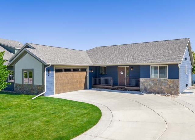 Property at 4320 Donegal Way, Rapid City, SD 57702, 6 beds, 3 baths