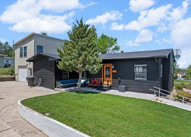 Property at 1214 4th Ave, Belle Fourche, SD 57717, 3 beds, 2 baths