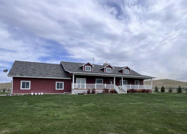 Property at 18670 Providence Ln, Belle Fourche, SD 57717, 6 beds, 3 baths