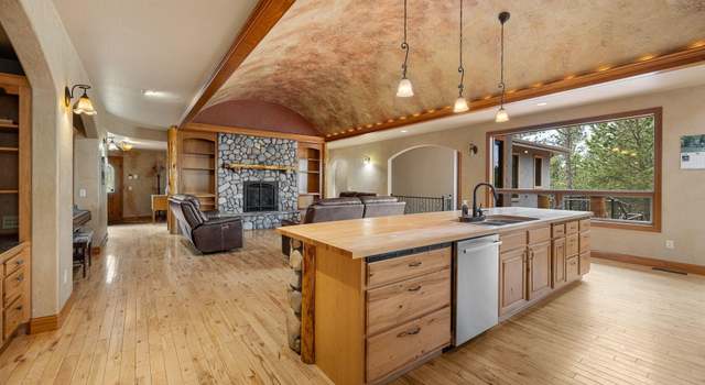 Photo of 25189 Steckelberg Valley Rd, Custer, SD 57730