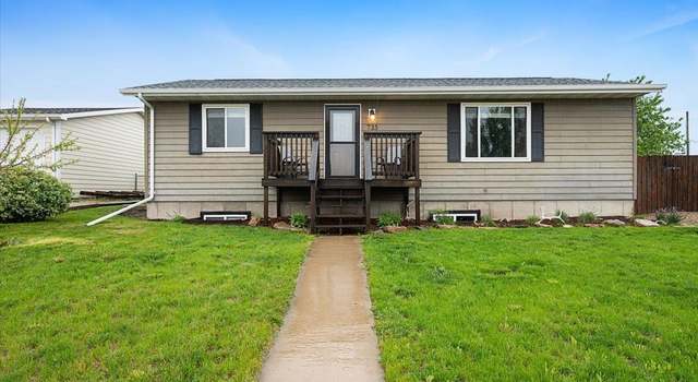 Photo of 733 Zenith St, Belle Fourche, SD 57717