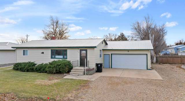 Photo of 113 6th St, Newell, SD 57760