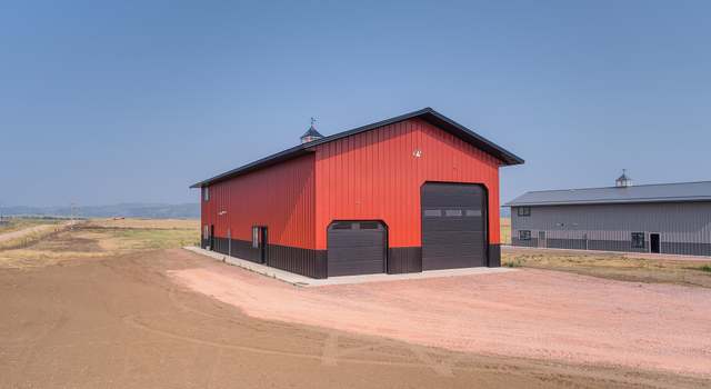 Photo of 27999 Houseboat Dr, Hot Springs, SD 57747