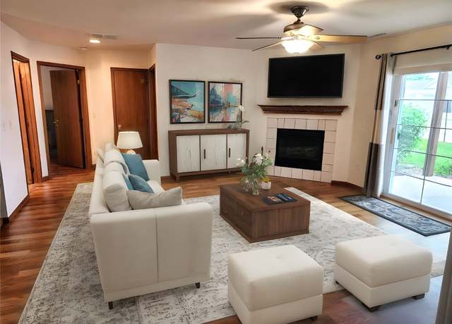 Property at 4611 1st Ave SW #2, Cedar Rapids, IA 52404, 2 beds, 1 bath