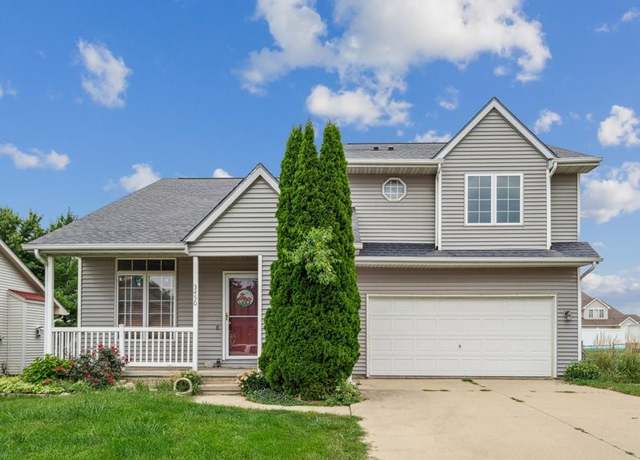 Property at 3450 Whitehall Ave, Marion, IA 52302, 3 beds, 2.5 baths