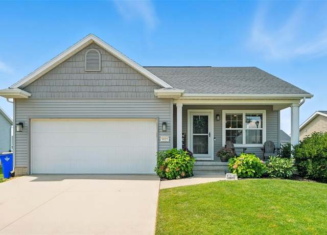 Property at 8615 Harrington Dr NE, Cedar Rapids, IA 52402, 3 beds, 2 baths